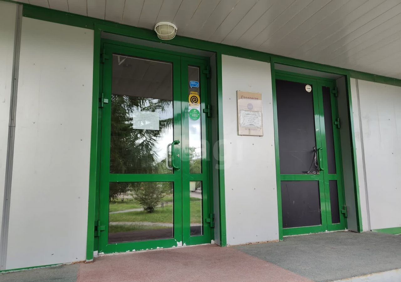 торговое помещение г Омск р-н Советский ул Химиков 10 фото 2