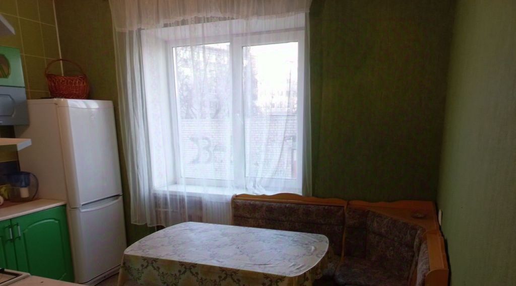 квартира г Саратов п Шарковка р-н Заводской 4 фото 2
