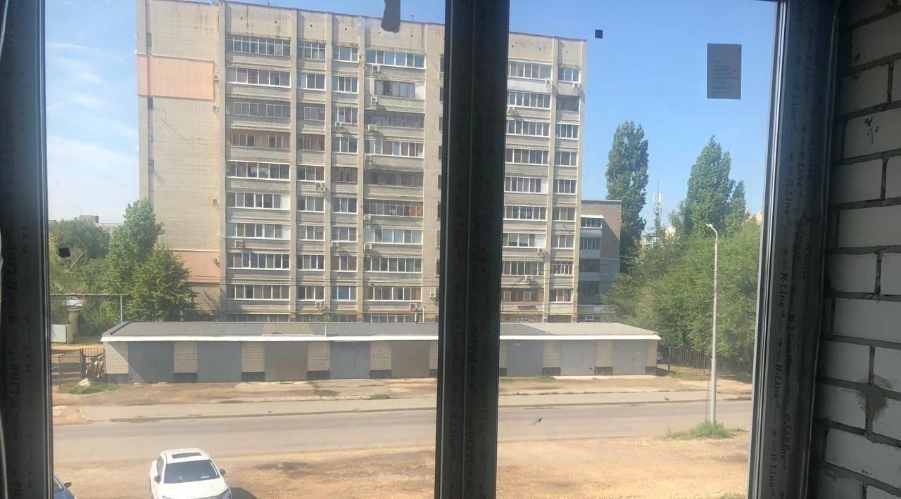 квартира г Саратов р-н Заводской ул им Сдобнова Николая 7 фото 5