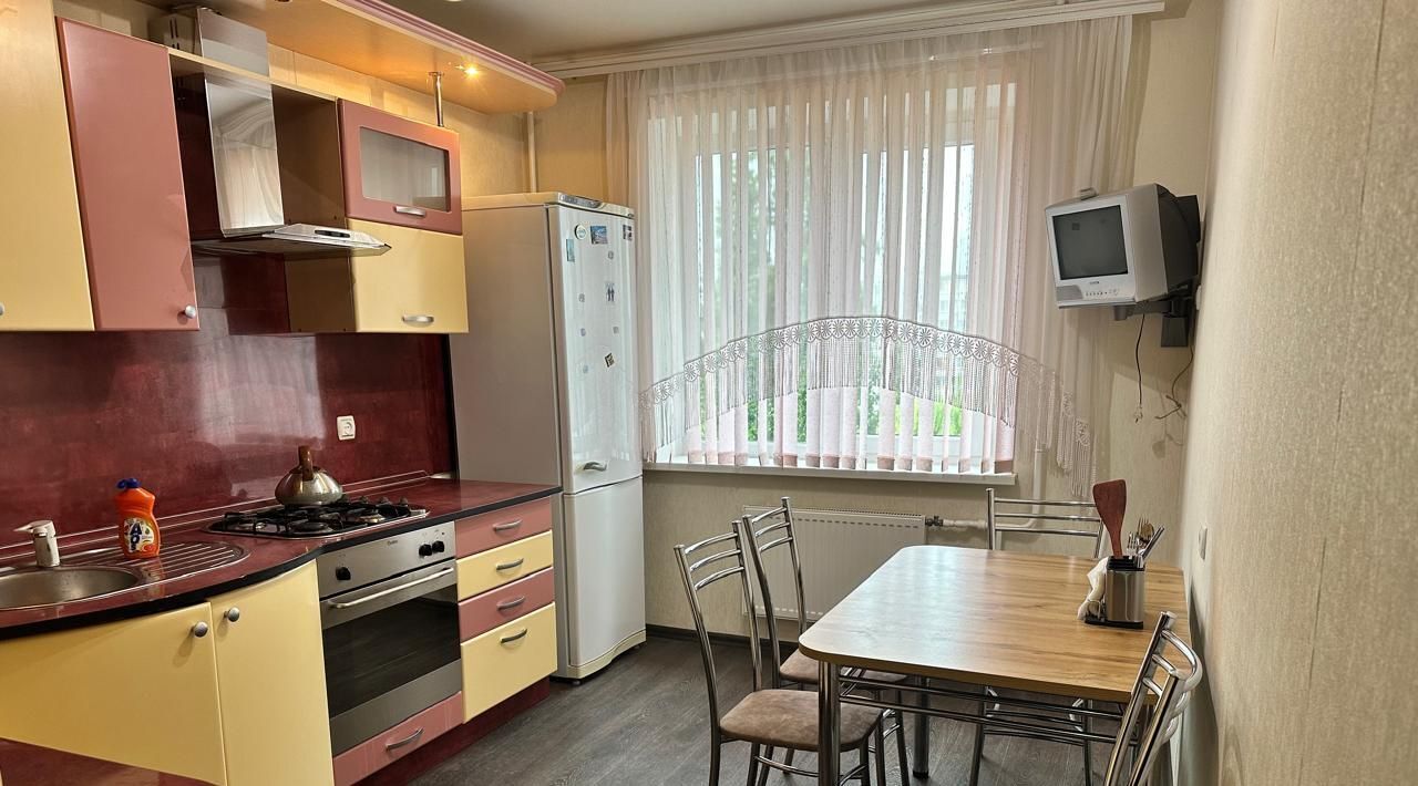 квартира г Балаково ул Гагарина 38 фото 1
