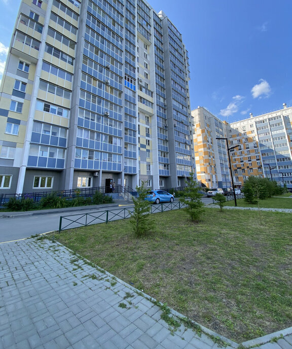 квартира г Челябинск ул Александра Шмакова 42 фото 4