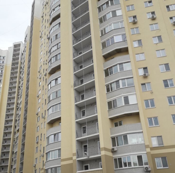 квартира г Саратов р-н Октябрьский ул им Симбирцева В.Н. 40 фото 3