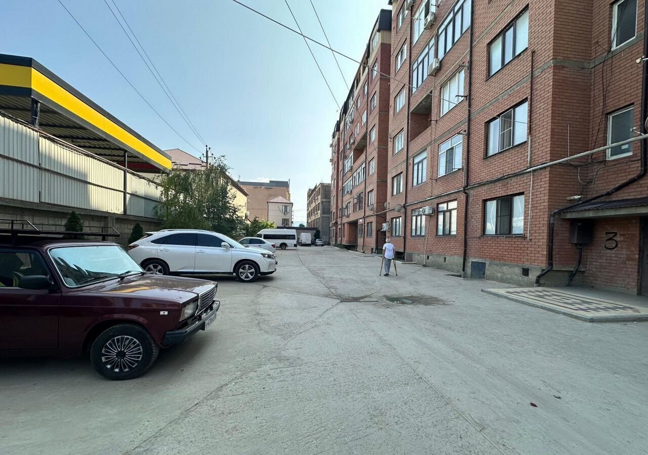 квартира г Махачкала р-н Кировский ул. Али Омарова, 5 фото 9