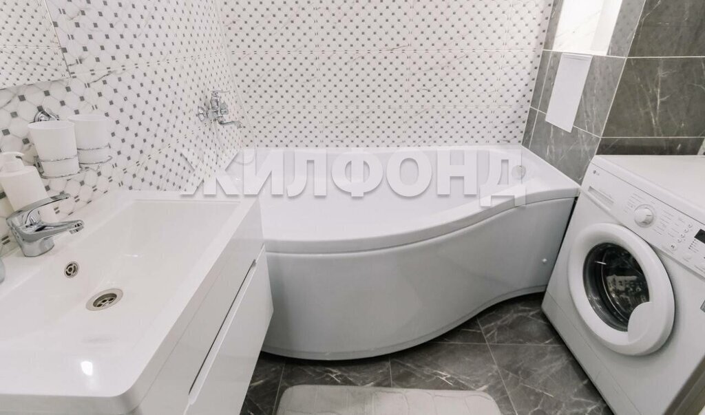 квартира г Новосибирск Золотая Нива ул Красина 56 фото 14