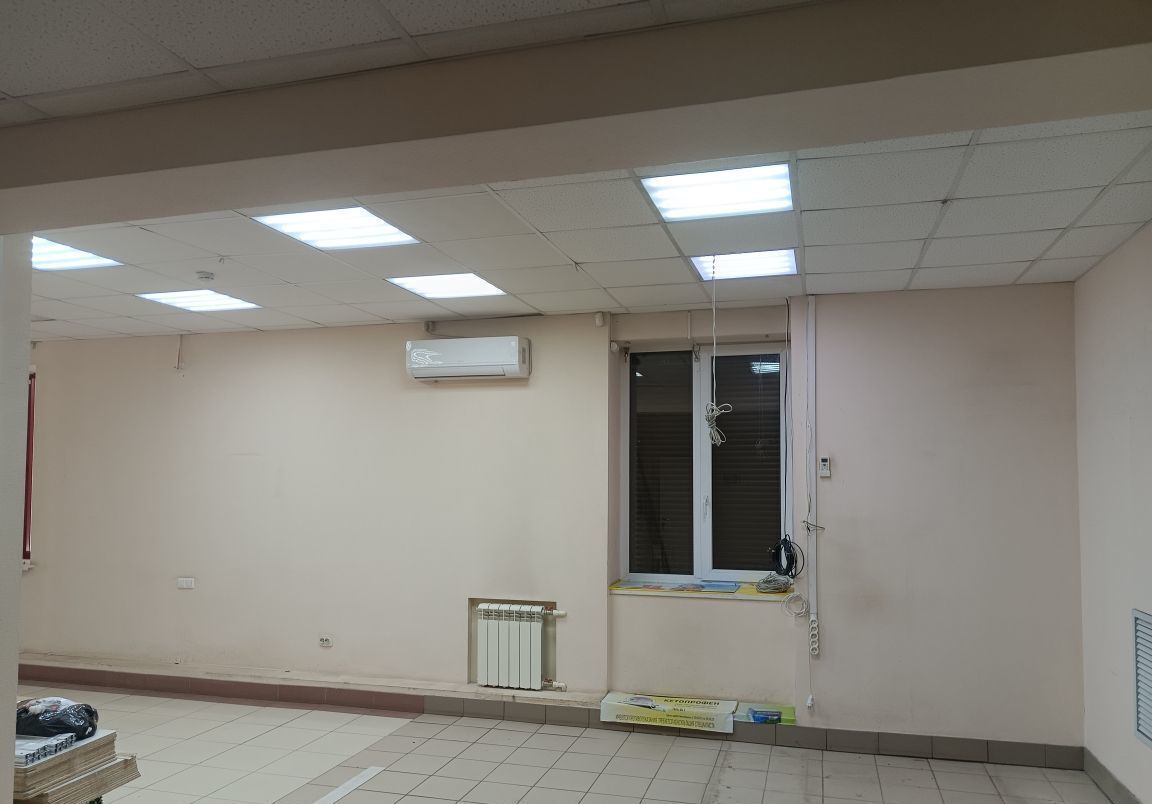 торговое помещение г Волгоград р-н Красноармейский ул 40 лет ВЛКСМ 21 фото 11