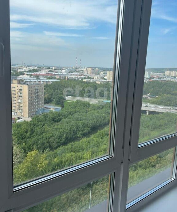 квартира г Кемерово р-н Заводский ул Большевистская 1а фото 8