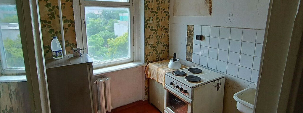 квартира г Новороссийск р-н Центральный ул Челюскинцев 11 фото 2