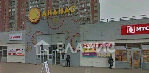 торговое помещение б-р Чавайна 16 фото