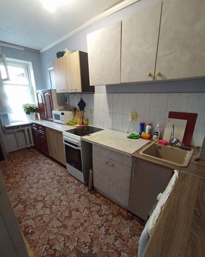 комната г Набережные Челны р-н Автозаводский 23-й комплекс 11Б фото 5