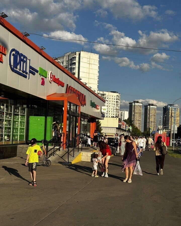 торговое помещение г Москва метро Строгино ул Маршала Катукова 11к/1 муниципальный округ Строгино фото 5