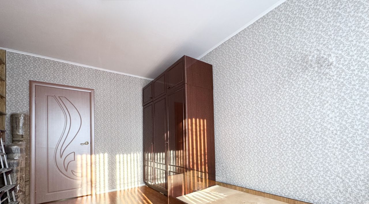 квартира г Тольятти р-н Автозаводский 16 квартал ул Автостроителей 31 фото 14