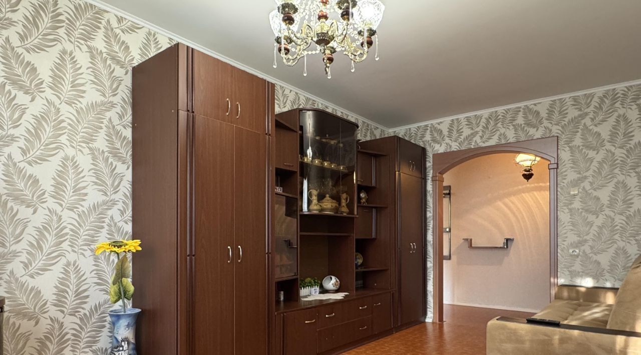 квартира г Тольятти р-н Автозаводский 16 квартал ул Автостроителей 31 фото 18