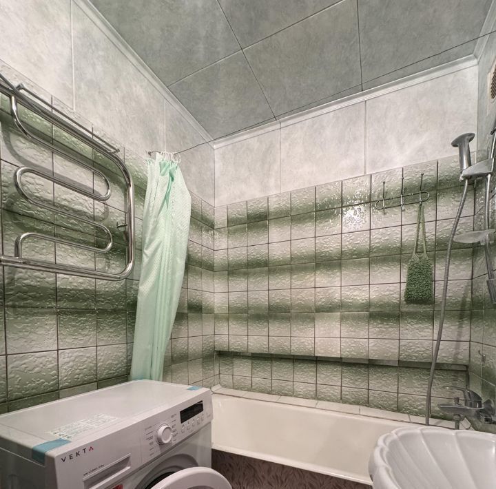 квартира г Тольятти р-н Автозаводский 16 квартал ул Автостроителей 31 фото 23