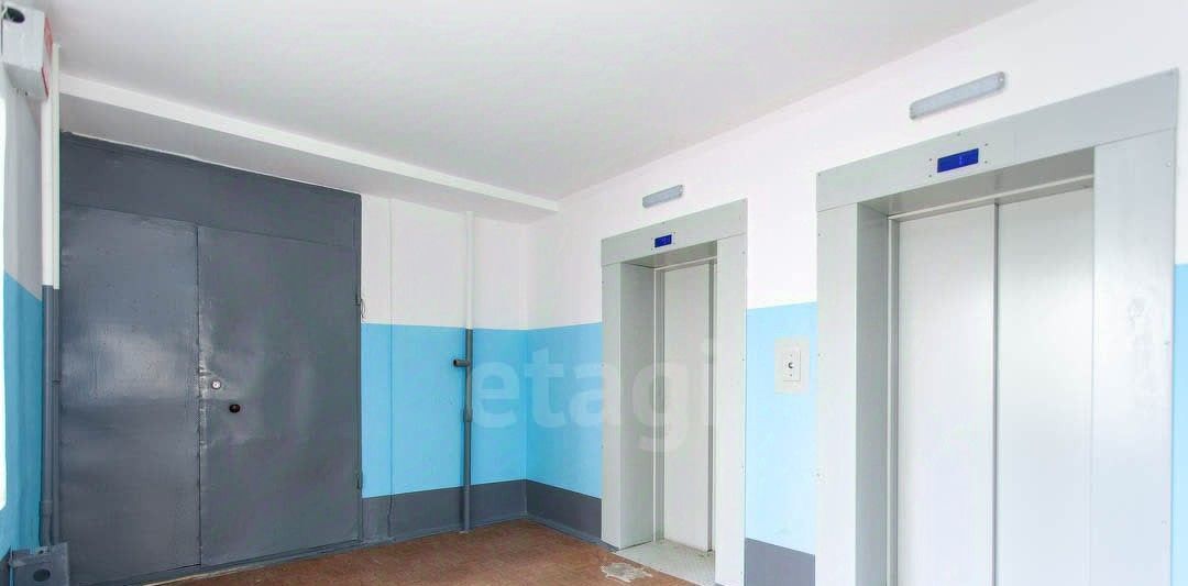 квартира г Сургут ул Григория Кукуевицкого 9/1 6-й фото 19