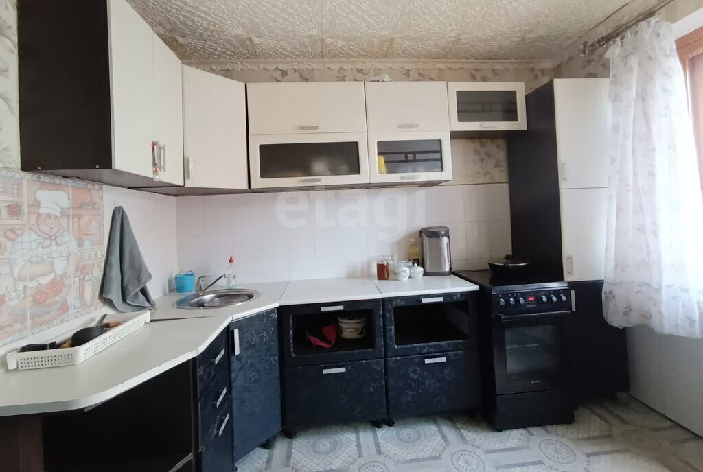 квартира г Тобольск мкр 7а 9 фото 2