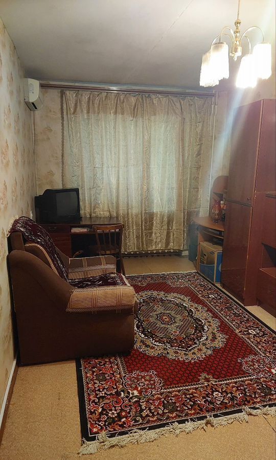 комната г Астрахань р-н Советский ул Космонавтов 3а фото 2