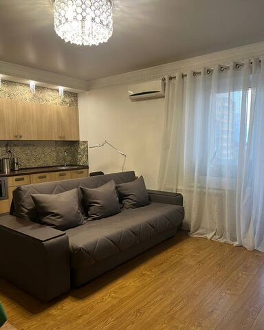 квартира р-н Центральный ул Братьев Кашириных 163 фото