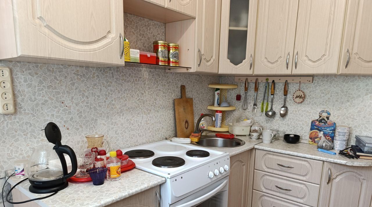 квартира г Тольятти р-н Автозаводский ул Фрунзе 17 фото 1