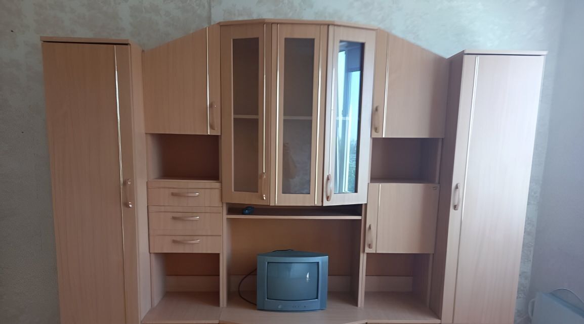 квартира г Тольятти р-н Автозаводский 1 квартал ул Революционная 40 фото 4