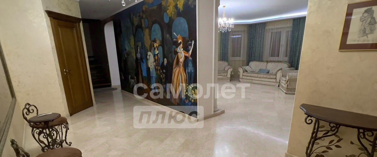 квартира г Астрахань р-н Кировский ул Валерии Барсовой 16 фото 3