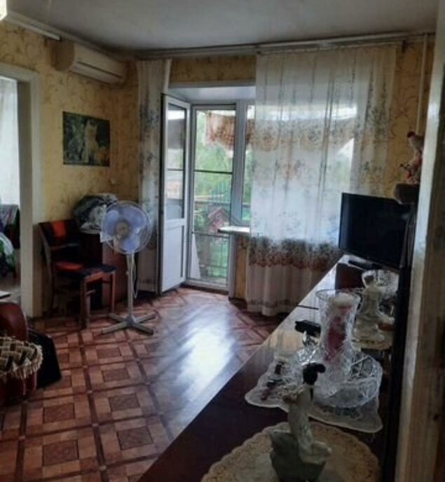 квартира г Астрахань р-н Трусовский ул Водников 23 фото 2
