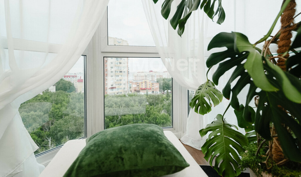 квартира г Омск б-р Архитекторов 21 Кировский АО фото 2