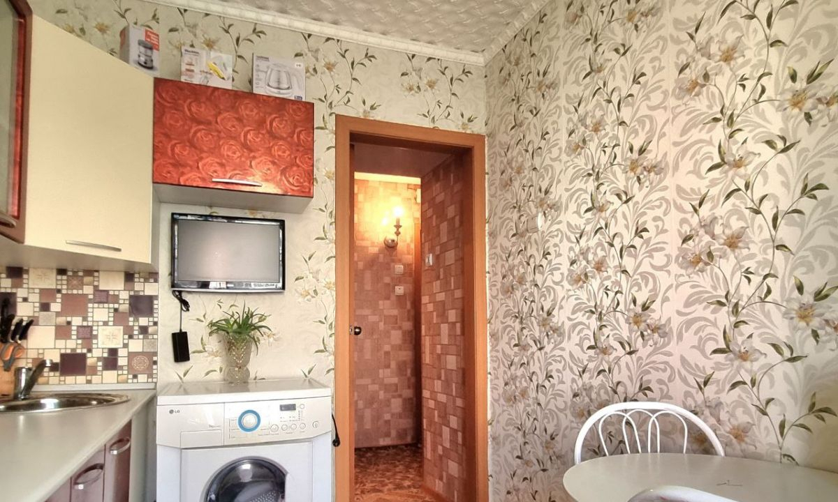 квартира г Новокузнецк р-н Новоильинский ул Косыгина 69 Кузбасс фото 2