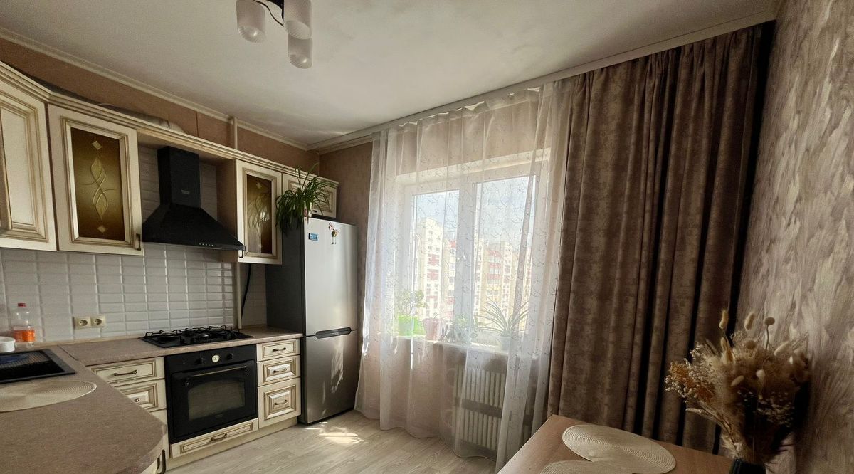 квартира г Омск р-н Центральный ул 21-я Амурская 41/3 Центральный АО фото 1