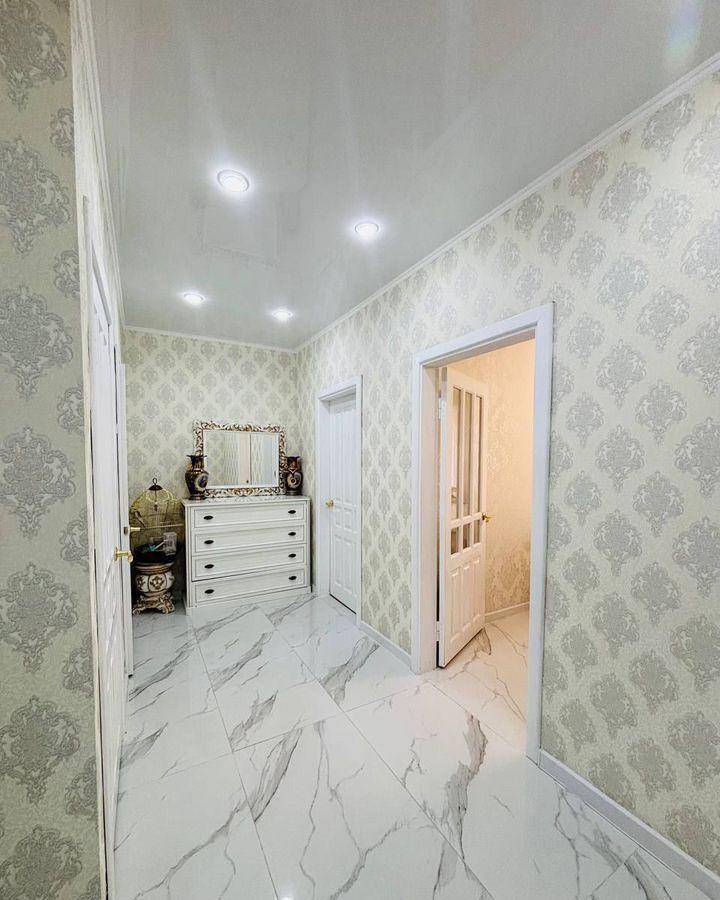 квартира г Воронеж р-н Центральный ул Академика Конопатова 19 фото 1