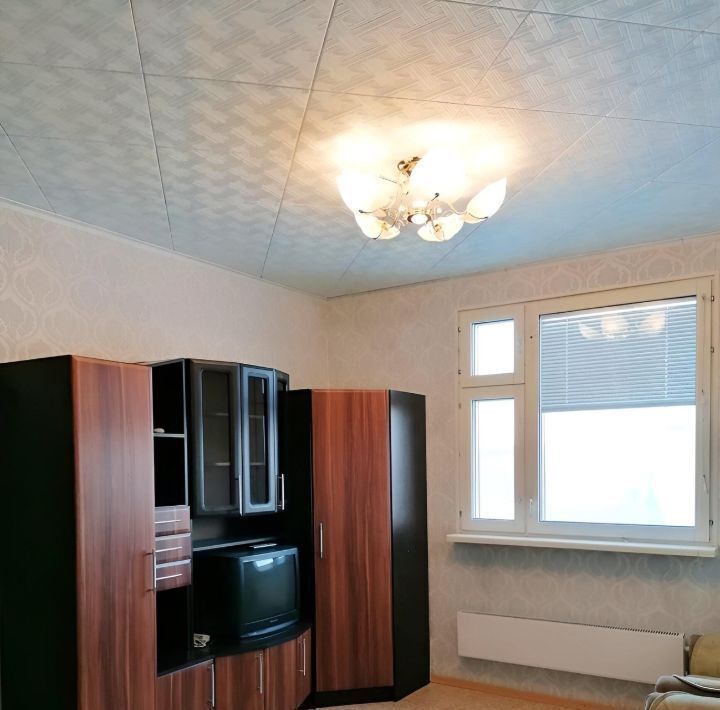 квартира г Тольятти р-н Автозаводский ул Фрунзе 3 фото 1