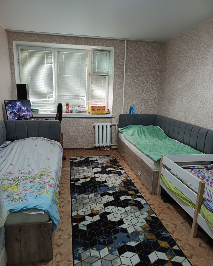 комната г Набережные Челны р-н Комсомольский пр-кт им Мусы Джалиля 16 фото 4