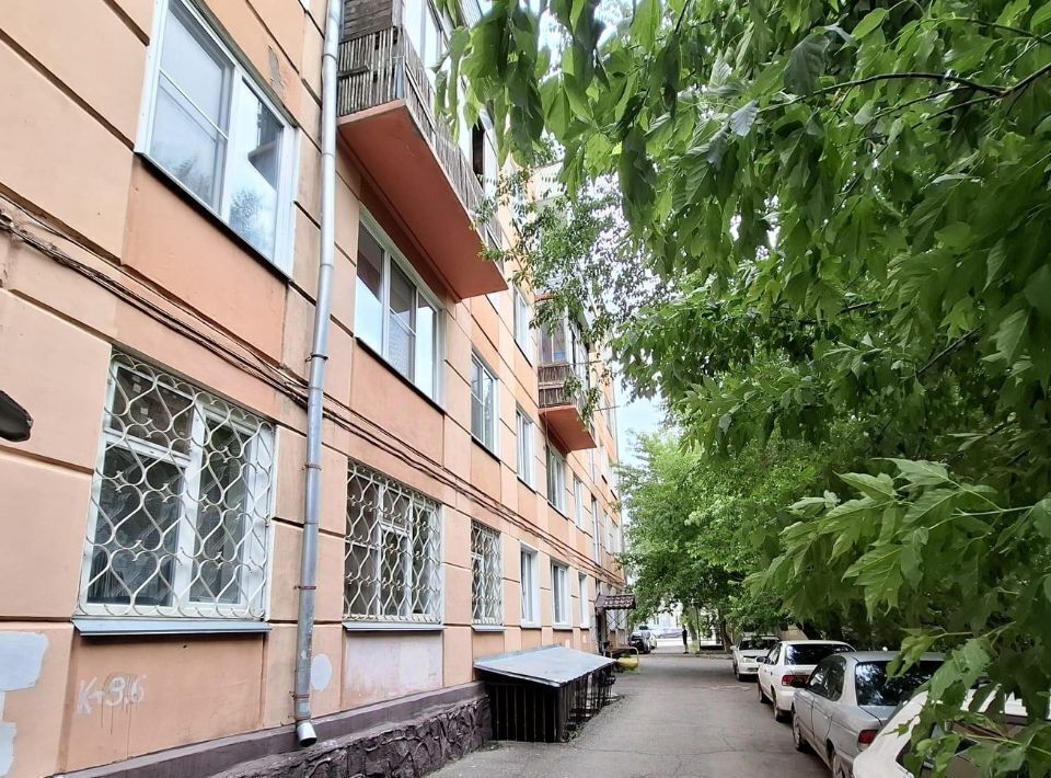 квартира г Красноярск р-н Кировский пр-кт им.газеты "Красноярский рабочий" 88а фото 16