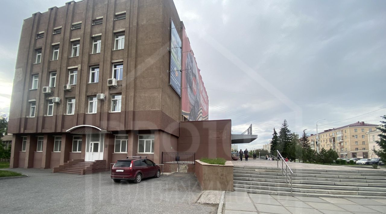 офис г Омск р-н Центральный ул Красный Путь 9 фото 5