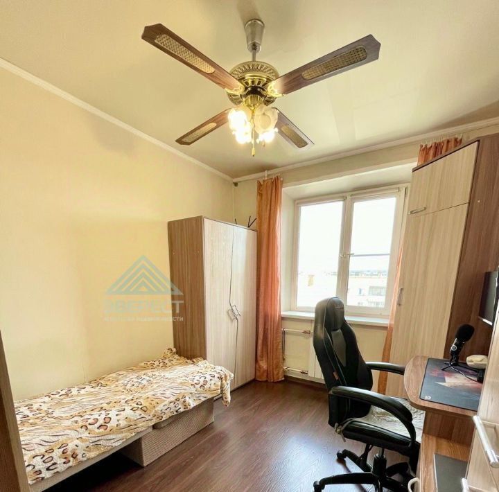 квартира г Абакан ул Крылова 106к/2 фото 12