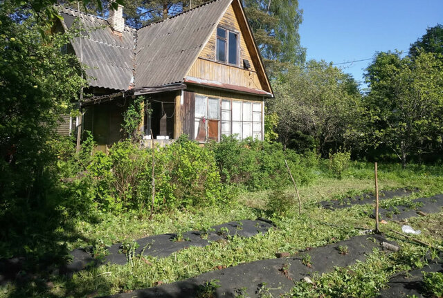 р-н Гатчинский п Карташевская ул Красная 13 фото