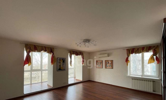 квартира микрорайон Каштак-2 пр-кт Мира 15 м-н фото