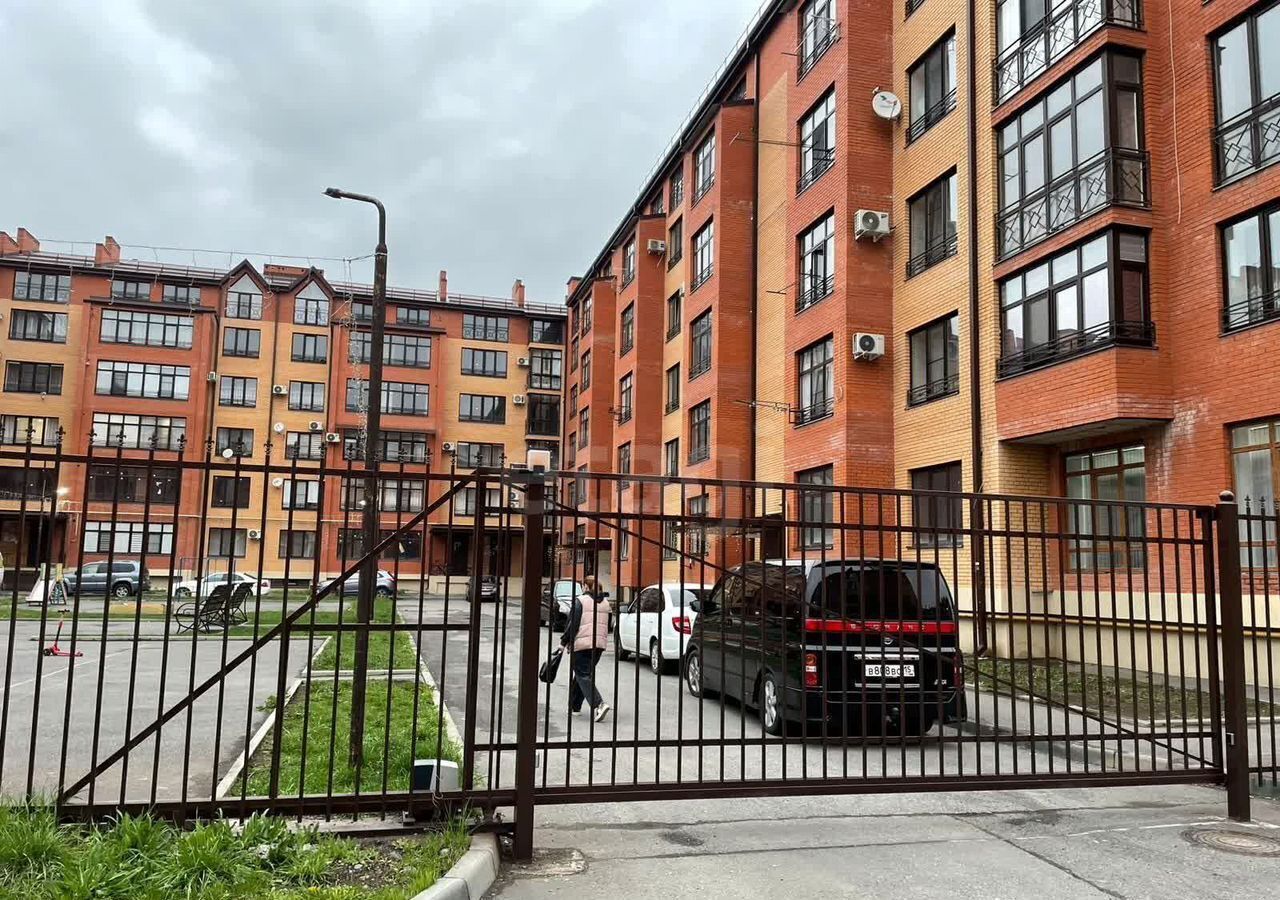 квартира г Владикавказ р-н Северо-Западный ул Билара Кабалоева 8 Республика Северная Осетия — Владикавказ фото 1