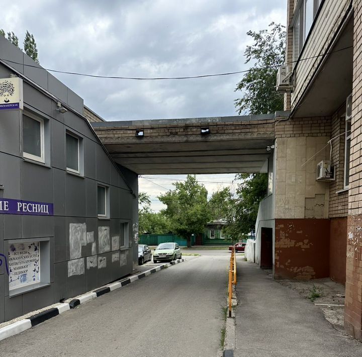 квартира г Саратов р-н Волжский ул Соколовая 44/62 фото 19