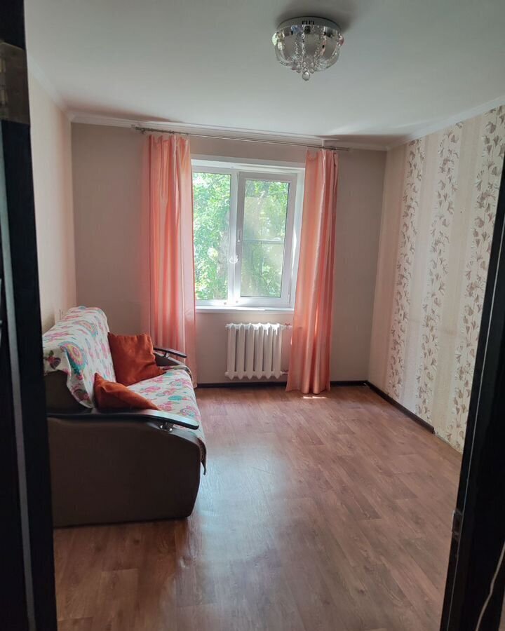 квартира г Тольятти р-н Автозаводский ул Юбилейная 1 фото 6