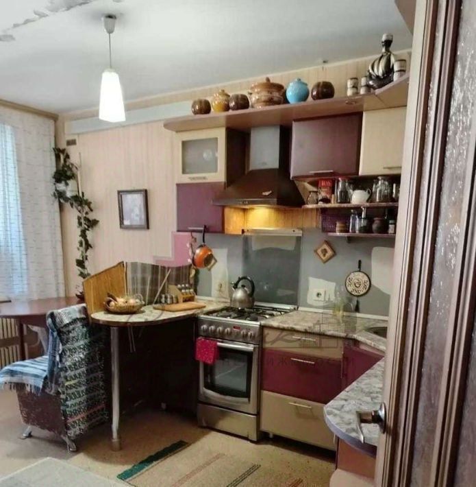 квартира г Старый Оскол Южный микрорайон 10Б фото 4