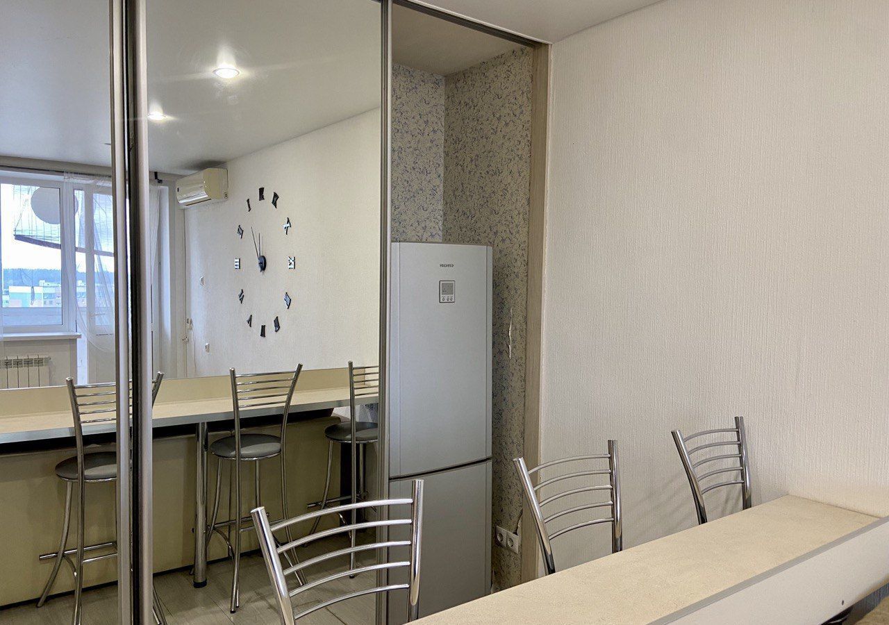 квартира г Тольятти р-н Автозаводский 21 квартал ш Южное 23 фото 3