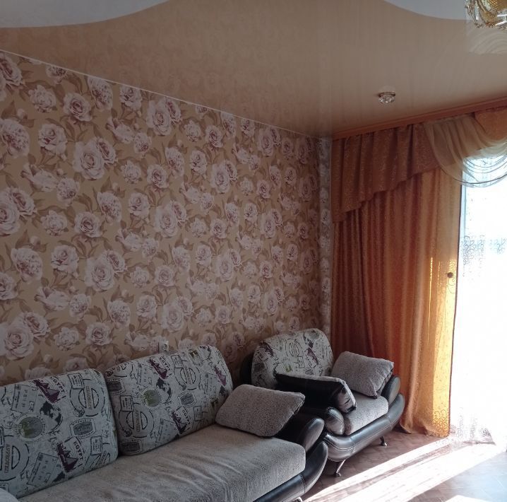 квартира г Белово пгт Грамотеино ул 60 лет Комсомола фото 2