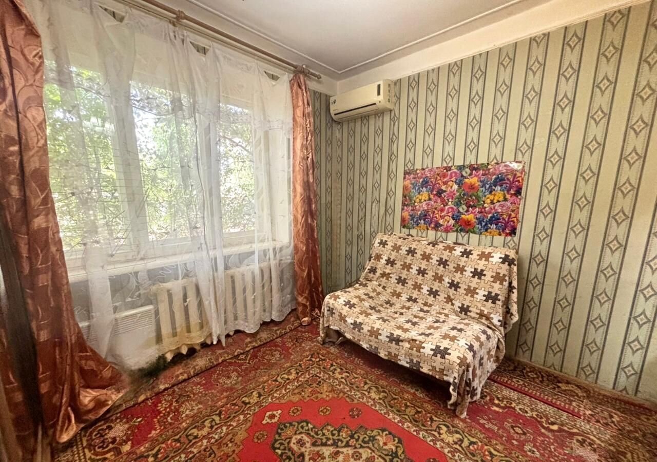 квартира г Астрахань р-н Трусовский пл Заводская 85 фото 1