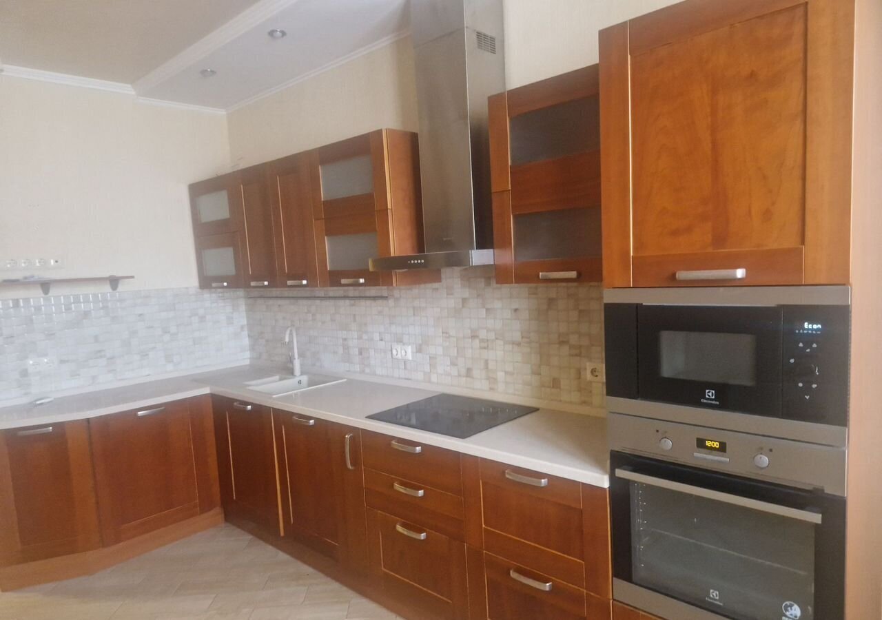 комната г Краснодар р-н Западный ул Кожевенная 64 фото 1