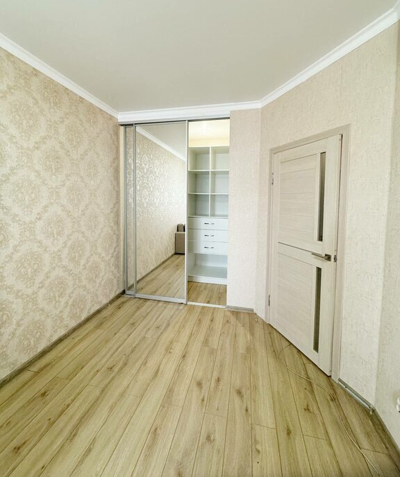 квартира г Краснодар ул Командорская 3к/1 фото 4