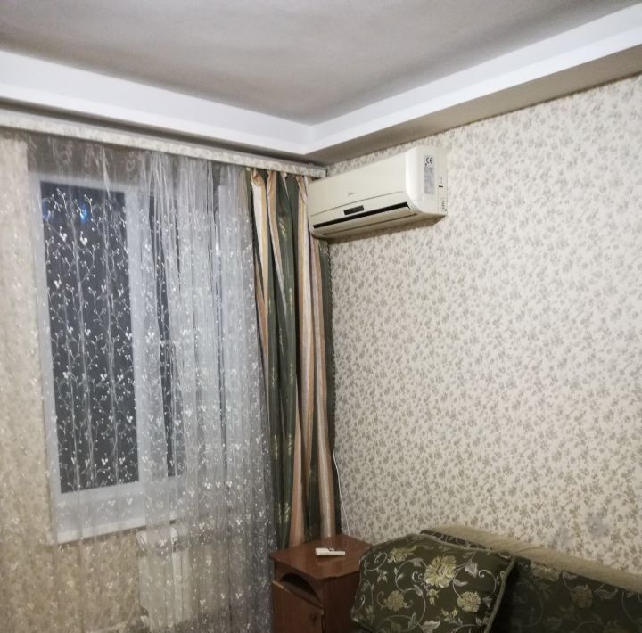 квартира г Ростов-на-Дону р-н Кировский Богатяновка ул Красных Зорь 140а фото 2