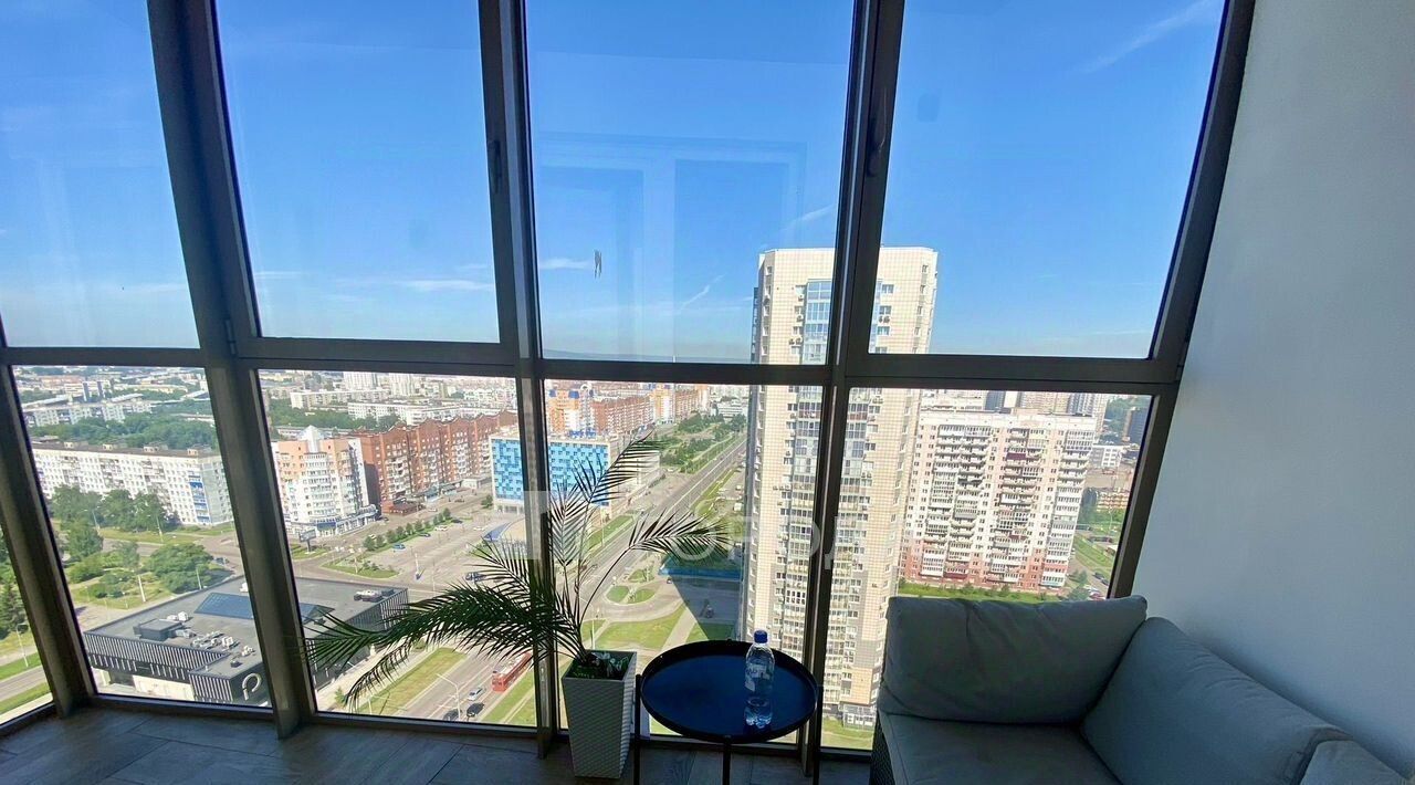 квартира г Новокузнецк р-н Центральный ул Свердлова 7 фото 1