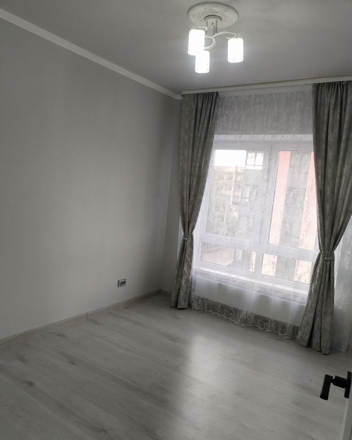 квартира г Великий Новгород Западный ул Нехинская 20к/2 фото 13