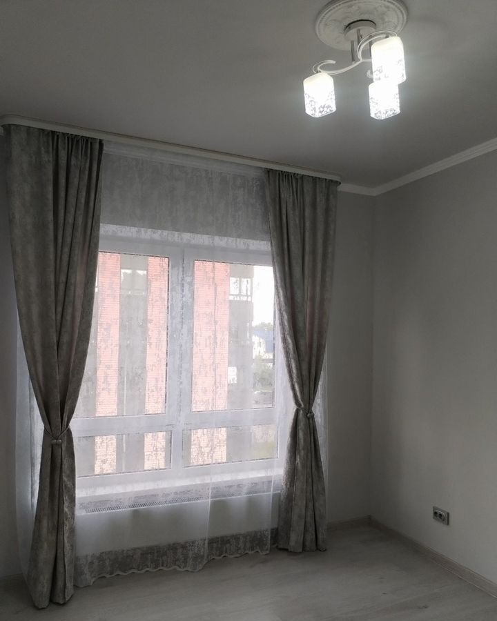 квартира г Великий Новгород Западный ул Нехинская 20к/2 фото 14