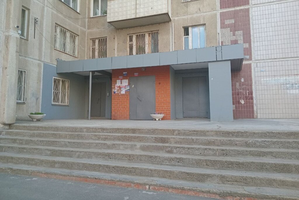 квартира г Челябинск р-н Калининский ул Молодогвардейцев 49б фото 15